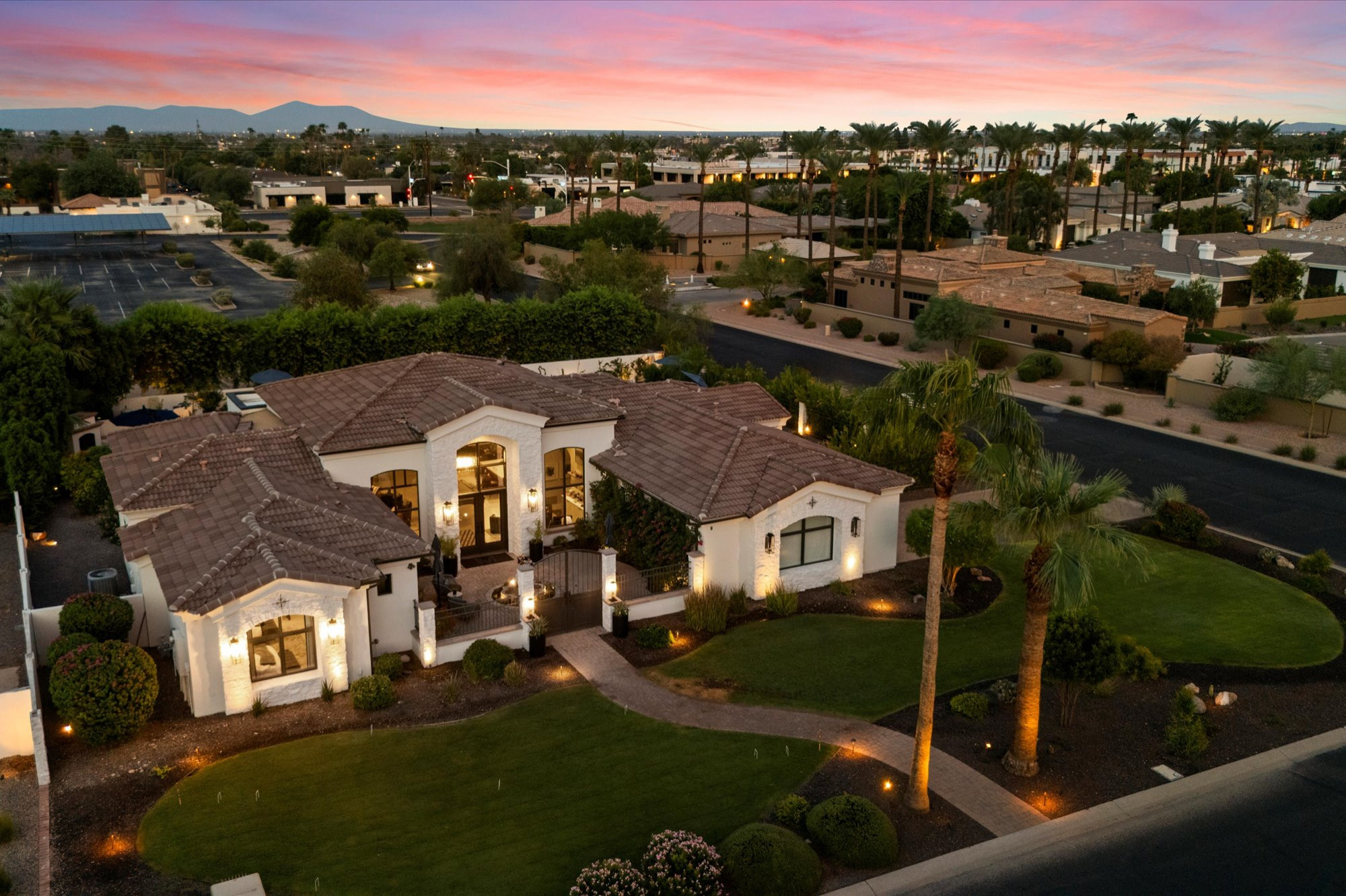 Paradise Valley Update Private Oasis