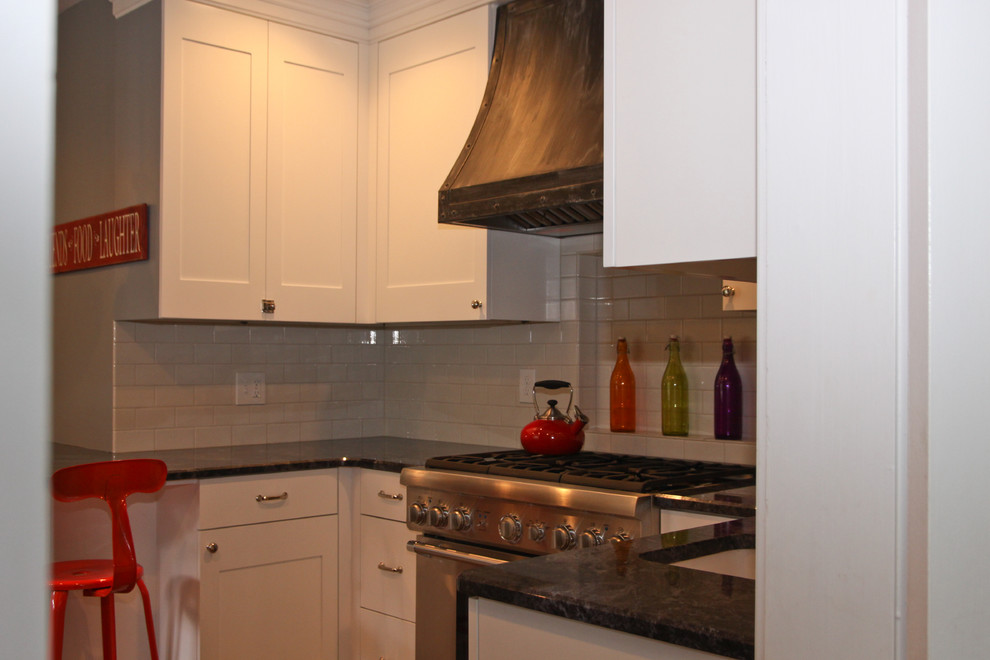 Transitional kitchen photo in Cleveland