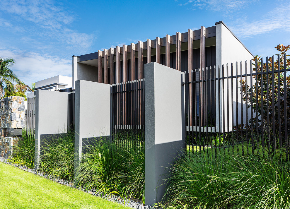 Home design - contemporary home design idea in Sunshine Coast