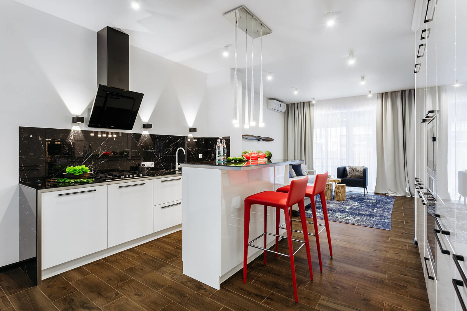 Танухаус в современном стиле