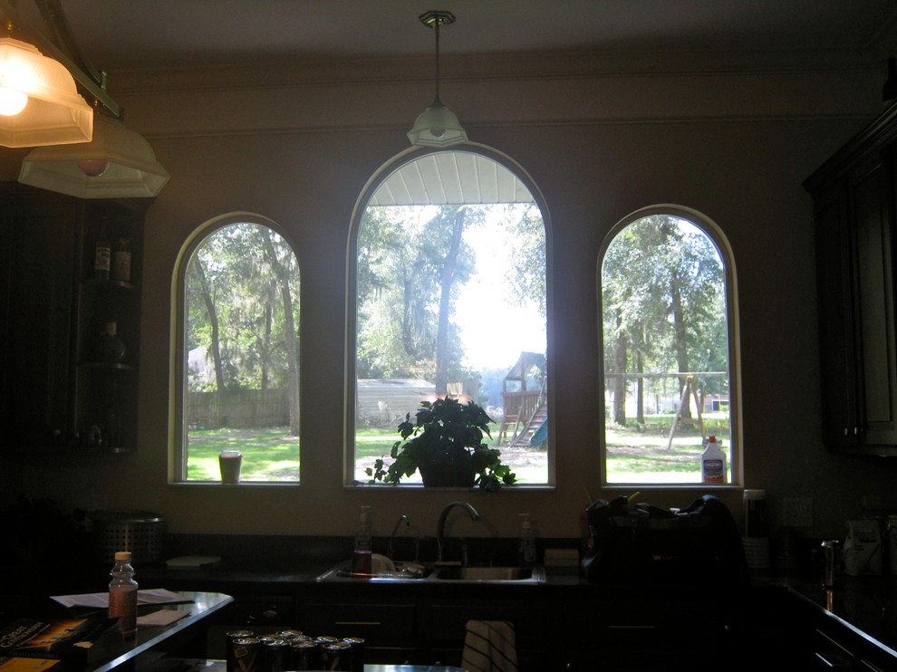 Arched kitchen windows
