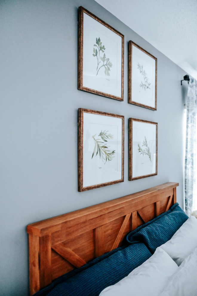 Inspiration for a transitional home design remodel in Chicago