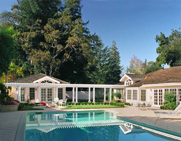 Inspiration for a traditional pool in San Francisco.