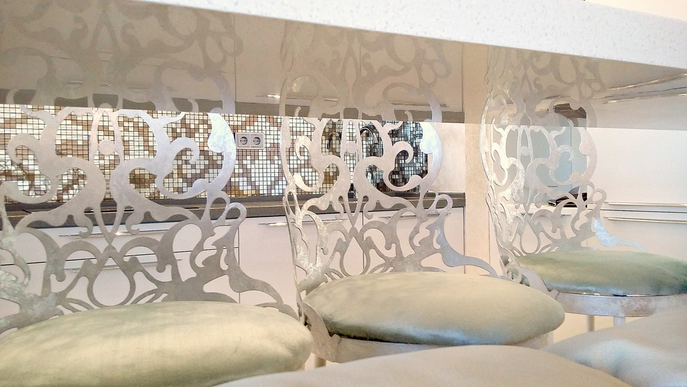 "Гламурные нотки" 3-комнатная квартира-студия