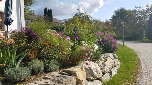 IMPRESSIONEN garden