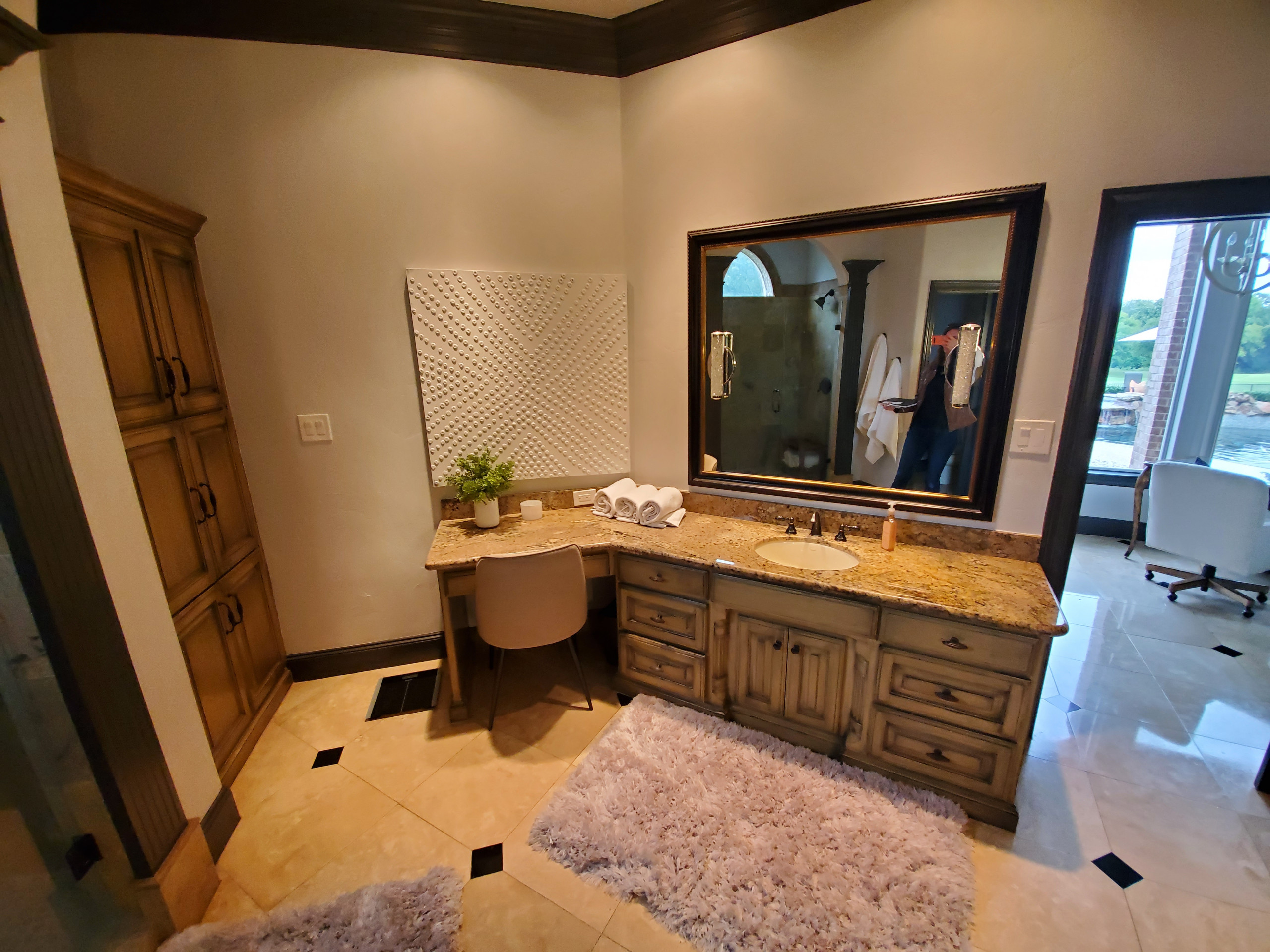Remodel: Fairway Transitional Transformation