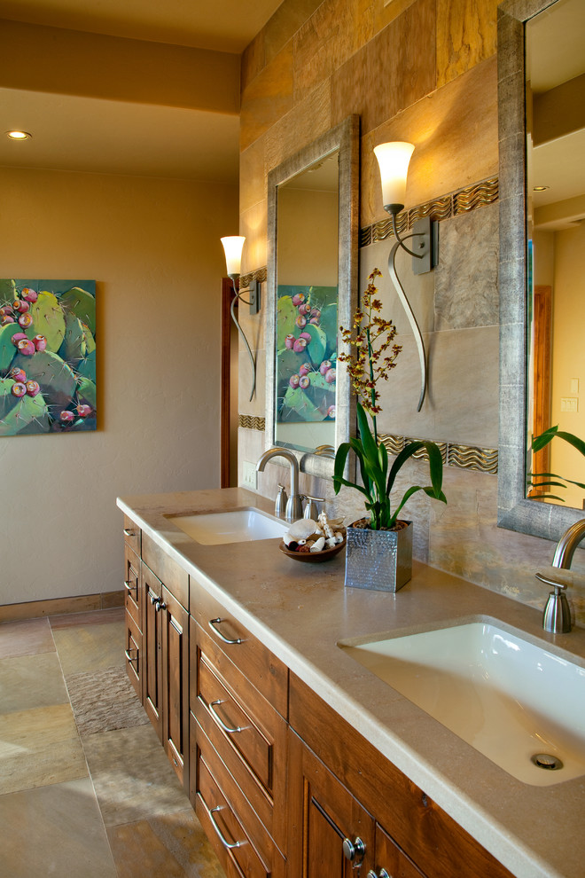 Photo of a transitional bathroom in Phoenix.
