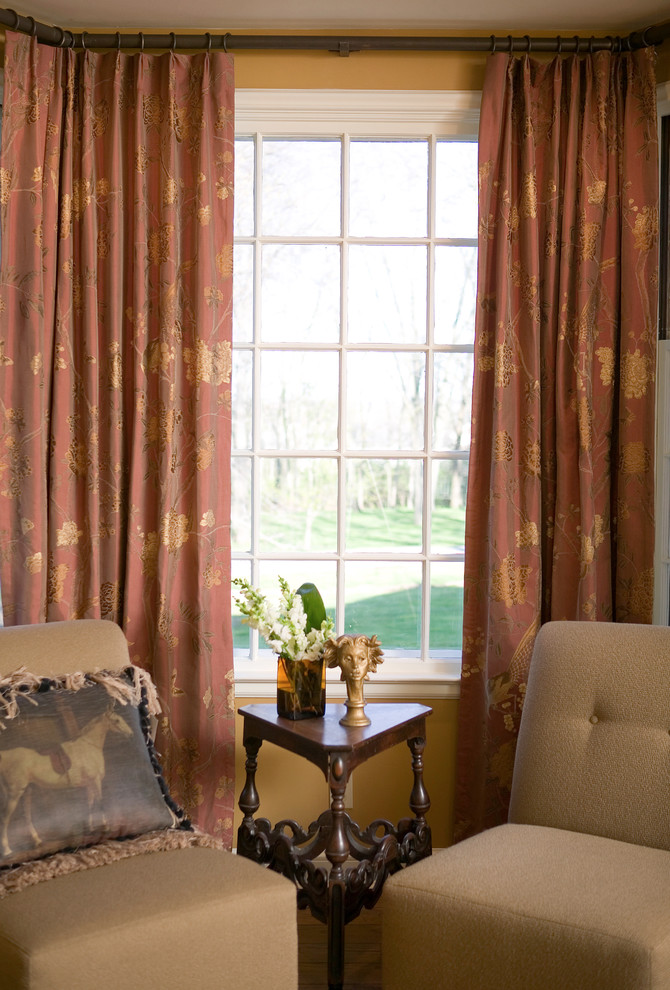 Home design - transitional home design idea in Cincinnati