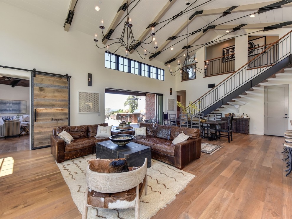 Modern Farmhouse - Classique Chic - Sacramento - par Landmark Builders ...