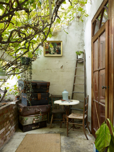 Harcourts shabby-chic-style-sunroom