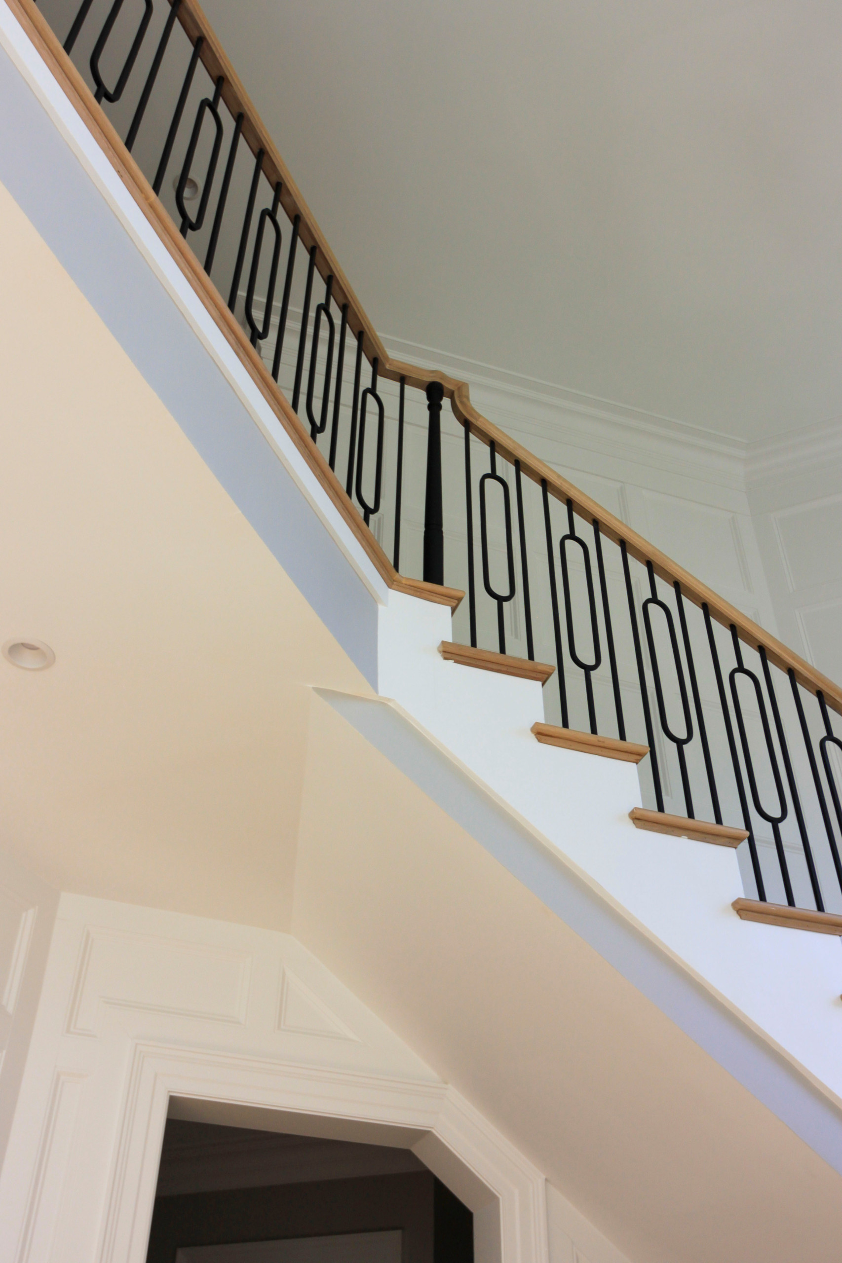 95_Remarkable and elegant floating elliptical staircase, McLean, VA 22101