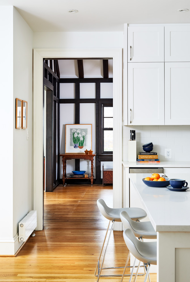 Transitional kitchen photo in DC Metro