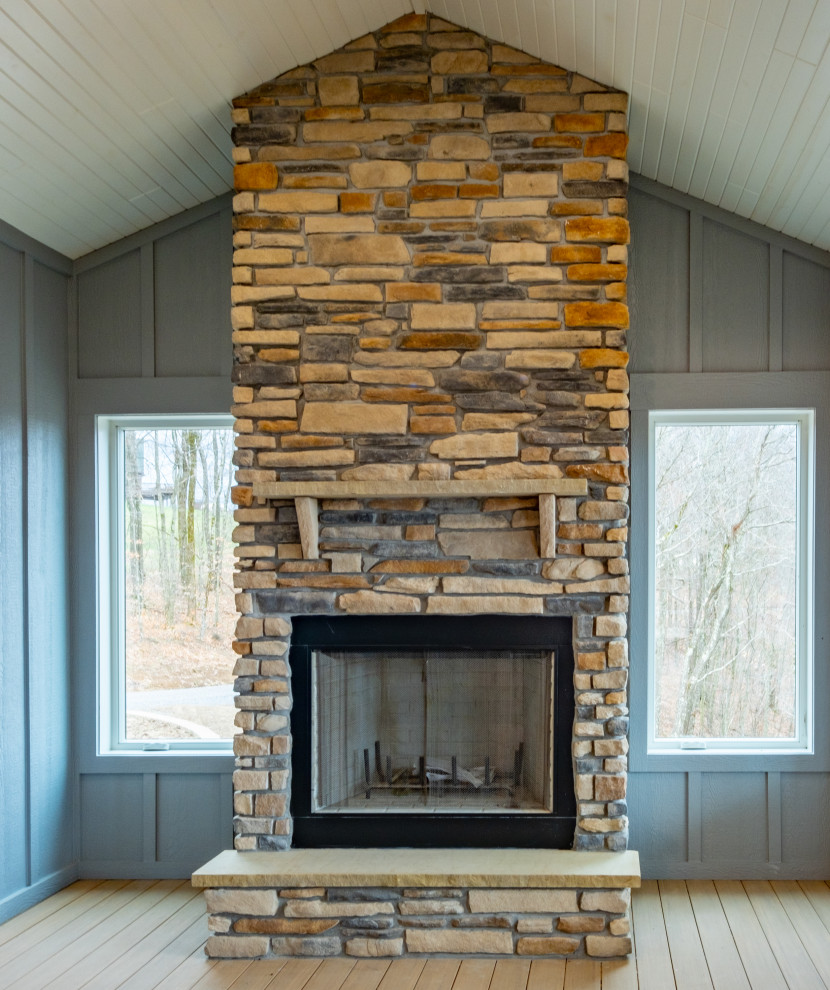 Pointy Knob Cabin