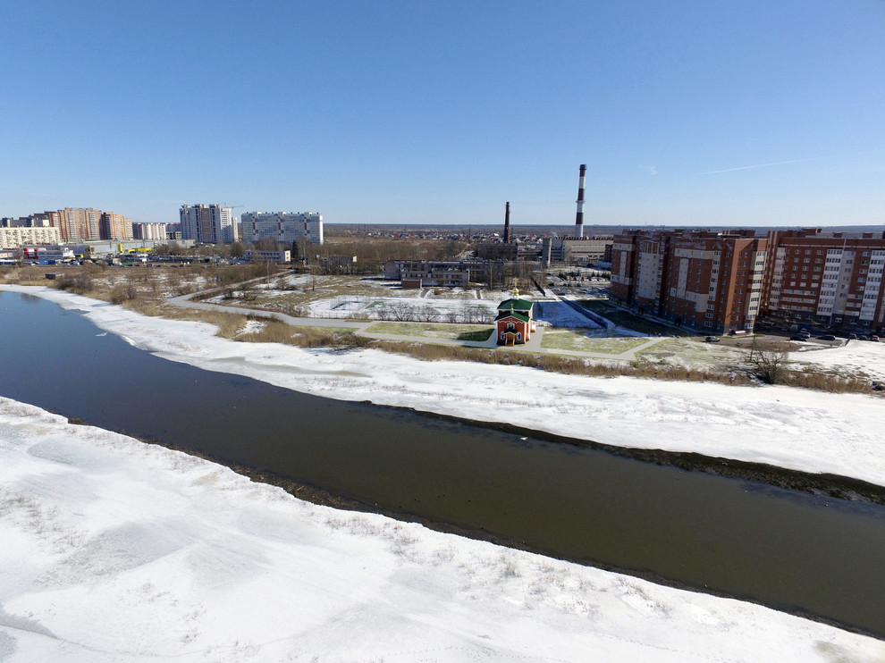 Небольшой храм под Санкт-Петербургом
