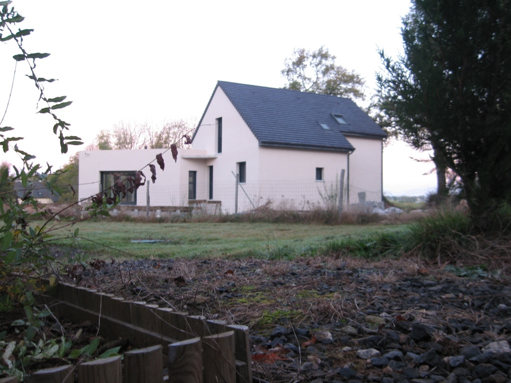 MAISON à LE VIGEAN (Sion)