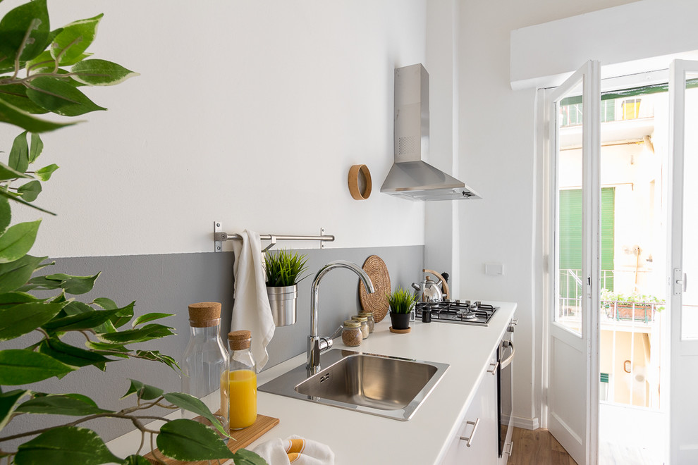 This is an example of a scandinavian kitchen in Florence.