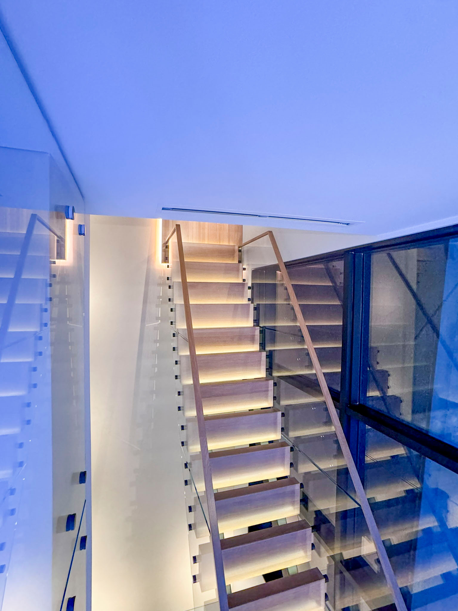 126_Visually Open and Light Contemporary Staircase, Mclean, VA 22102