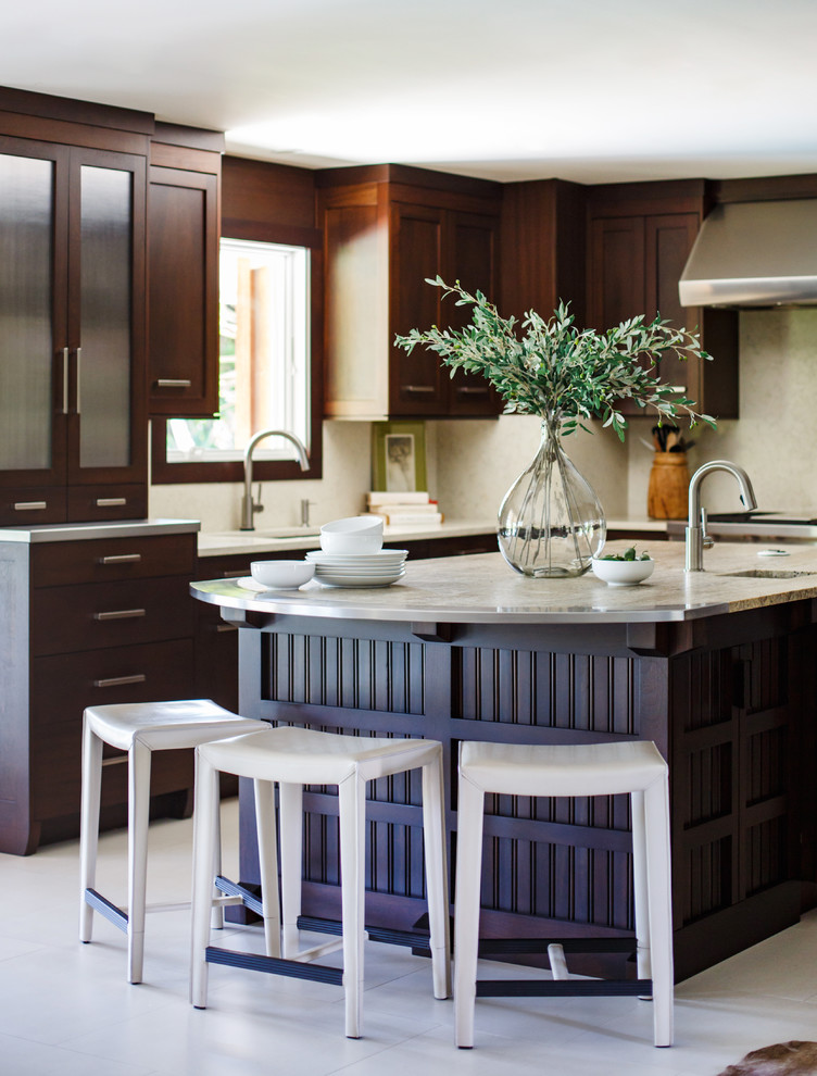 Inspiration for a transitional kitchen remodel in Jacksonville