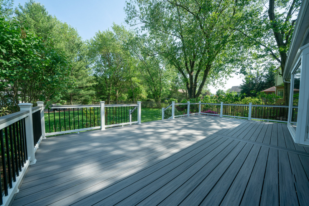 Oakton Composite Deck