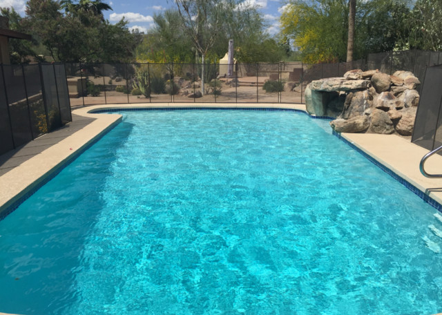 Pool Cleaning & Maintenance