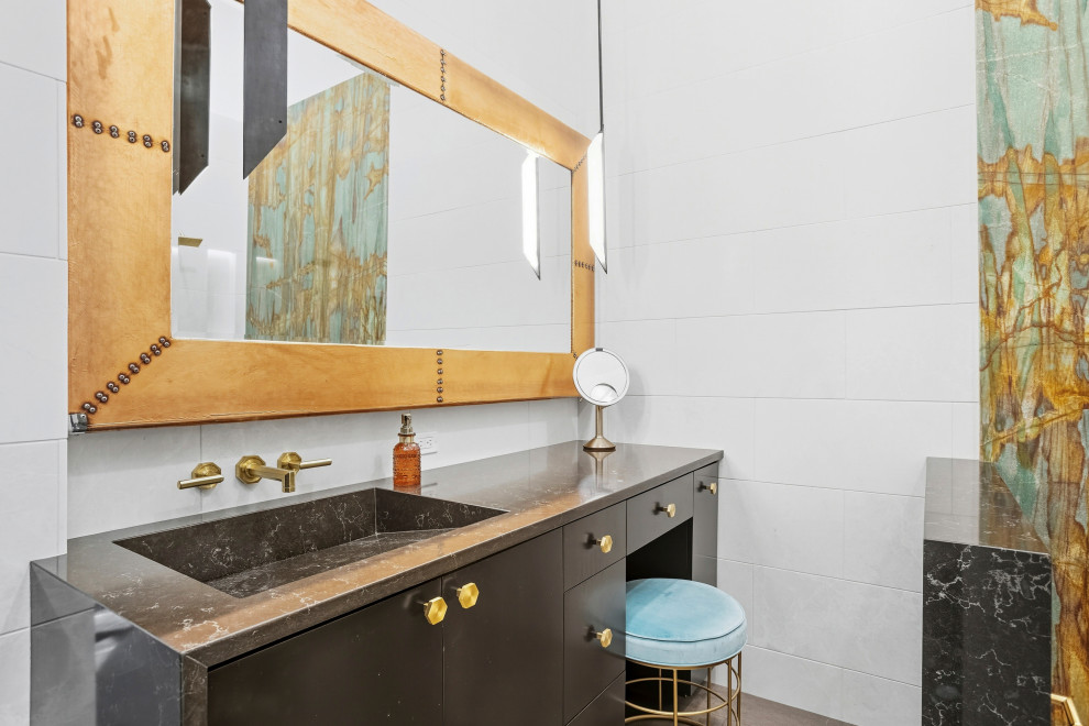 Simply Outside the Box