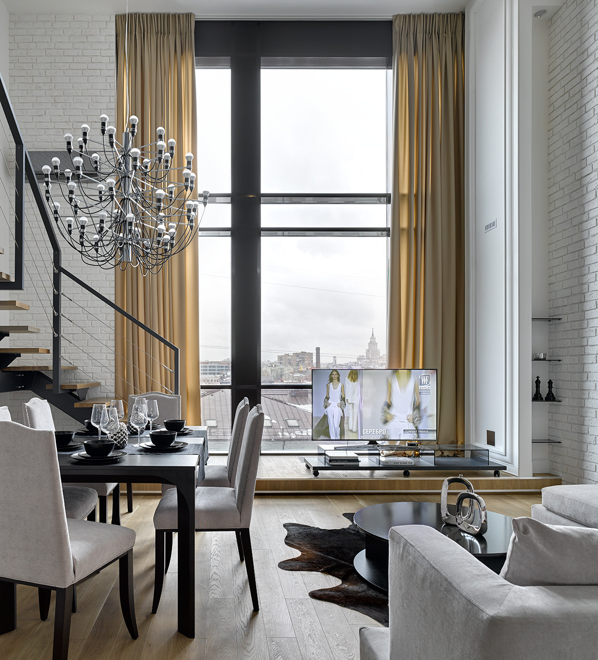 Двухуровневая квартира в Москве