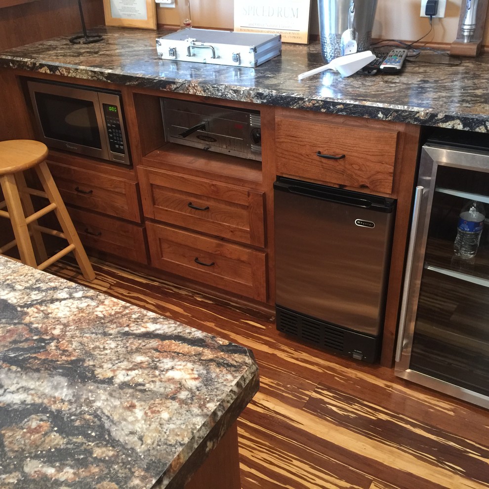 Mountain style basement photo in Minneapolis