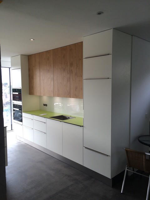 Apfelgr&uuml;n und Eiche kitchen