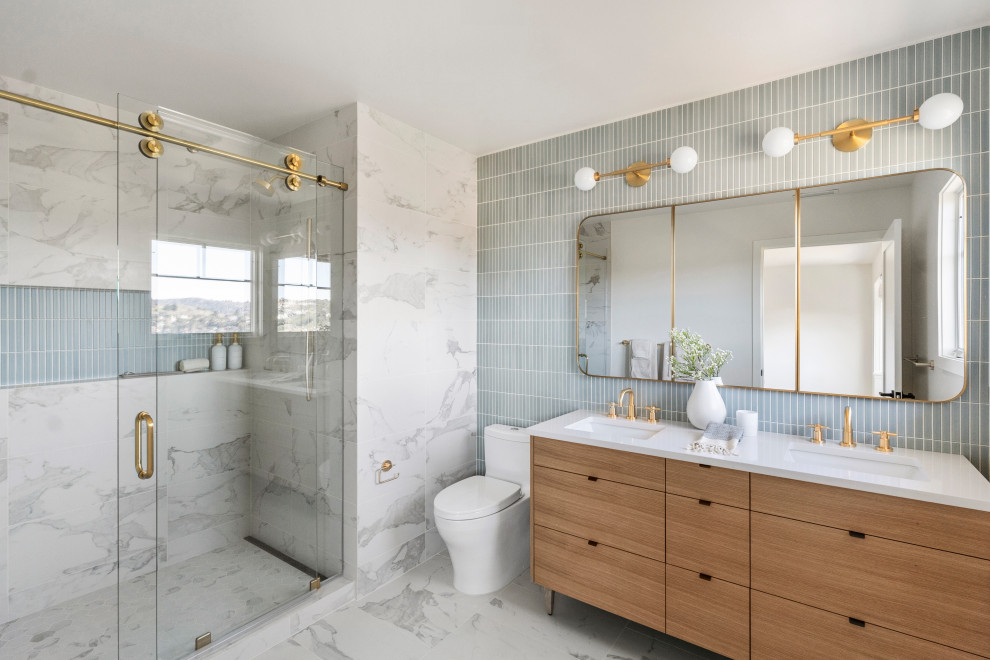 Bathroom - contemporary bathroom idea in San Francisco