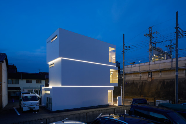 KKDC Japan moderno-fachada