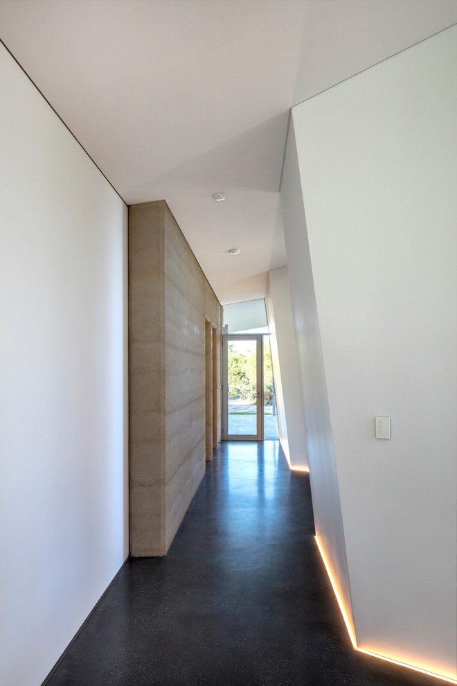 This is an example of a hallway in Perth.