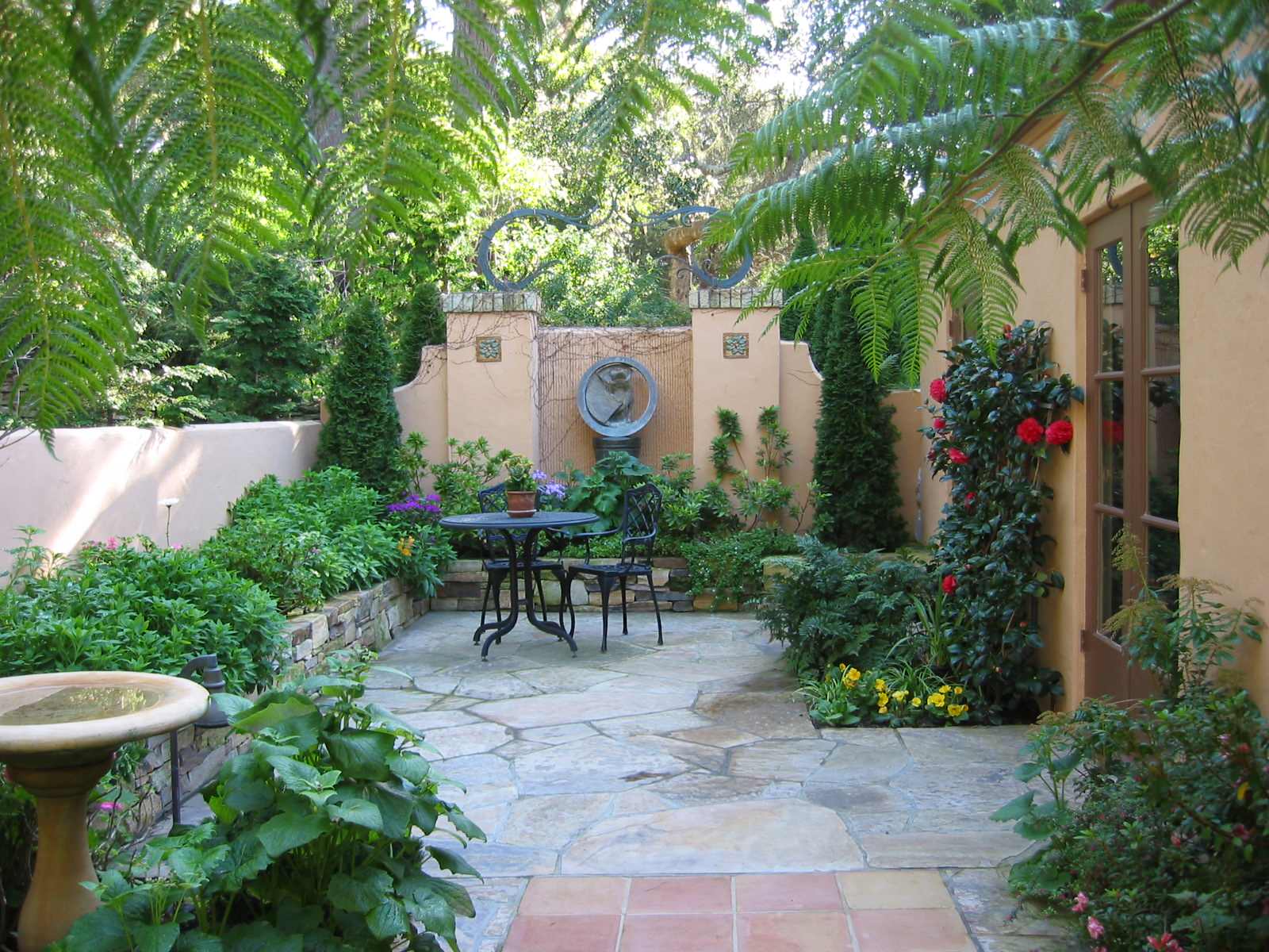 75 Courtyard Ideas You'll Love - January, 2026 | Houzz, image size:1600x1200
