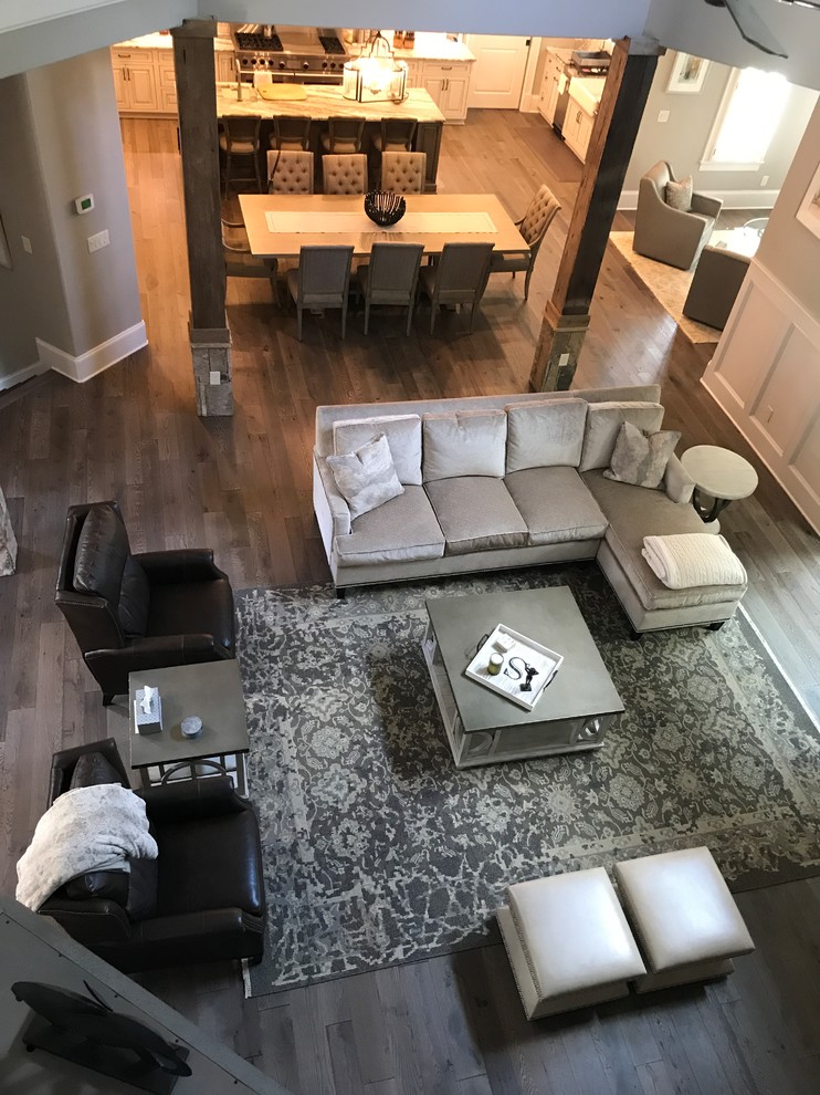 Example of a transitional home design design in Atlanta