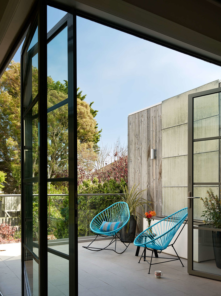 Inspiration for a transitional patio remodel in San Francisco