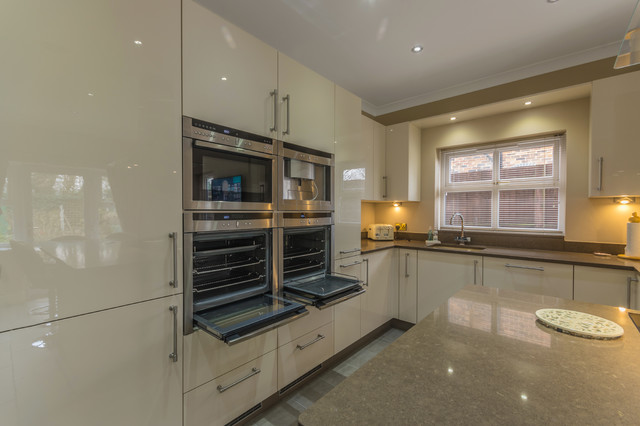 Cheshire Kitchen Installations contemporary-koek