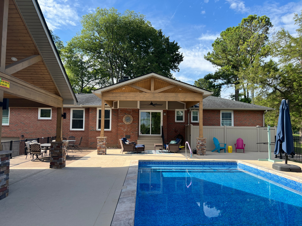 Lakeside Pool House