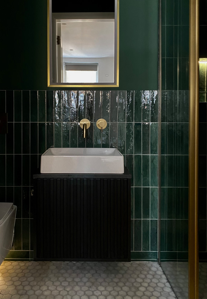 Battersea. London - Green Ensuite