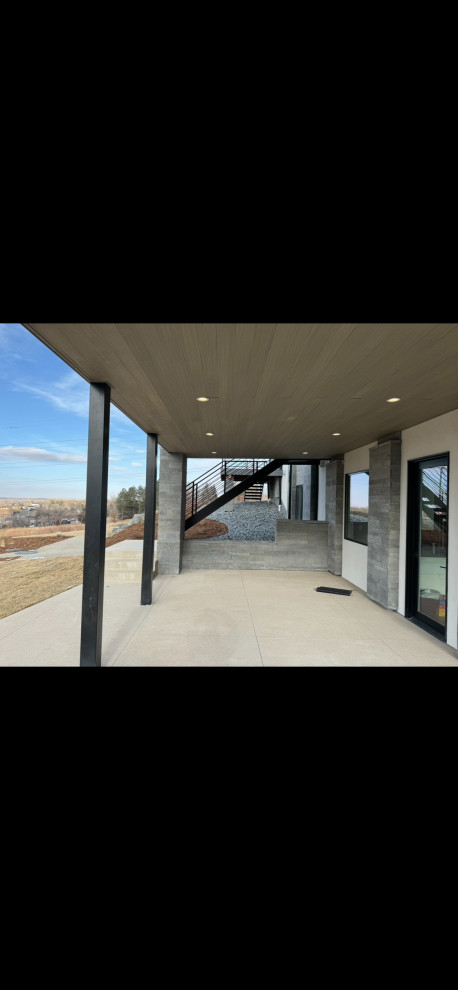 Trombley,s  glass deck build.