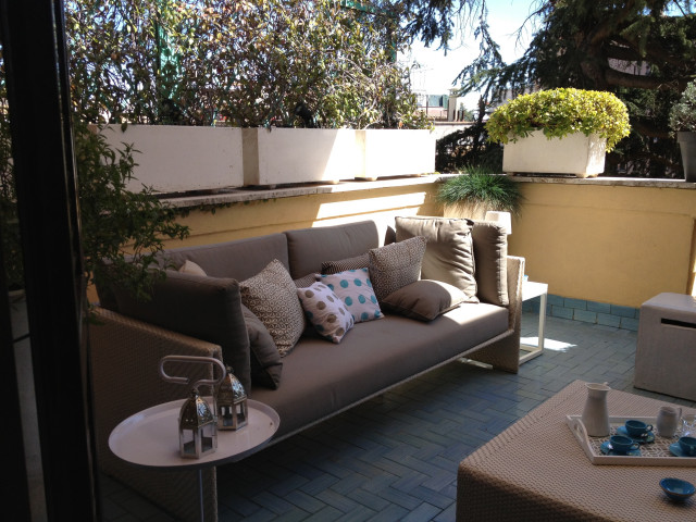 BER.2 midcentury-terrace