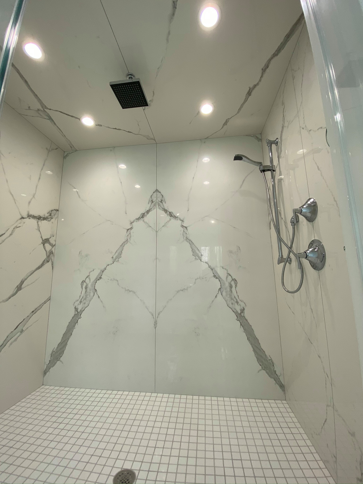 Holmdel luxury Master Bathroom