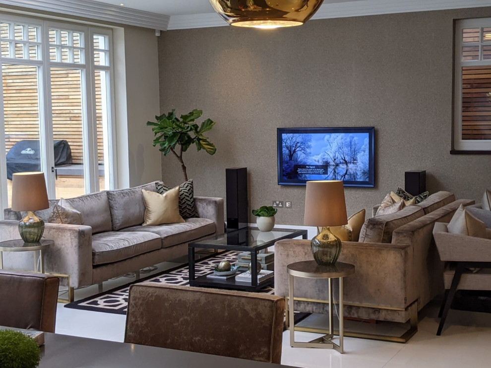 Inspiration for a contemporary living room in Other.