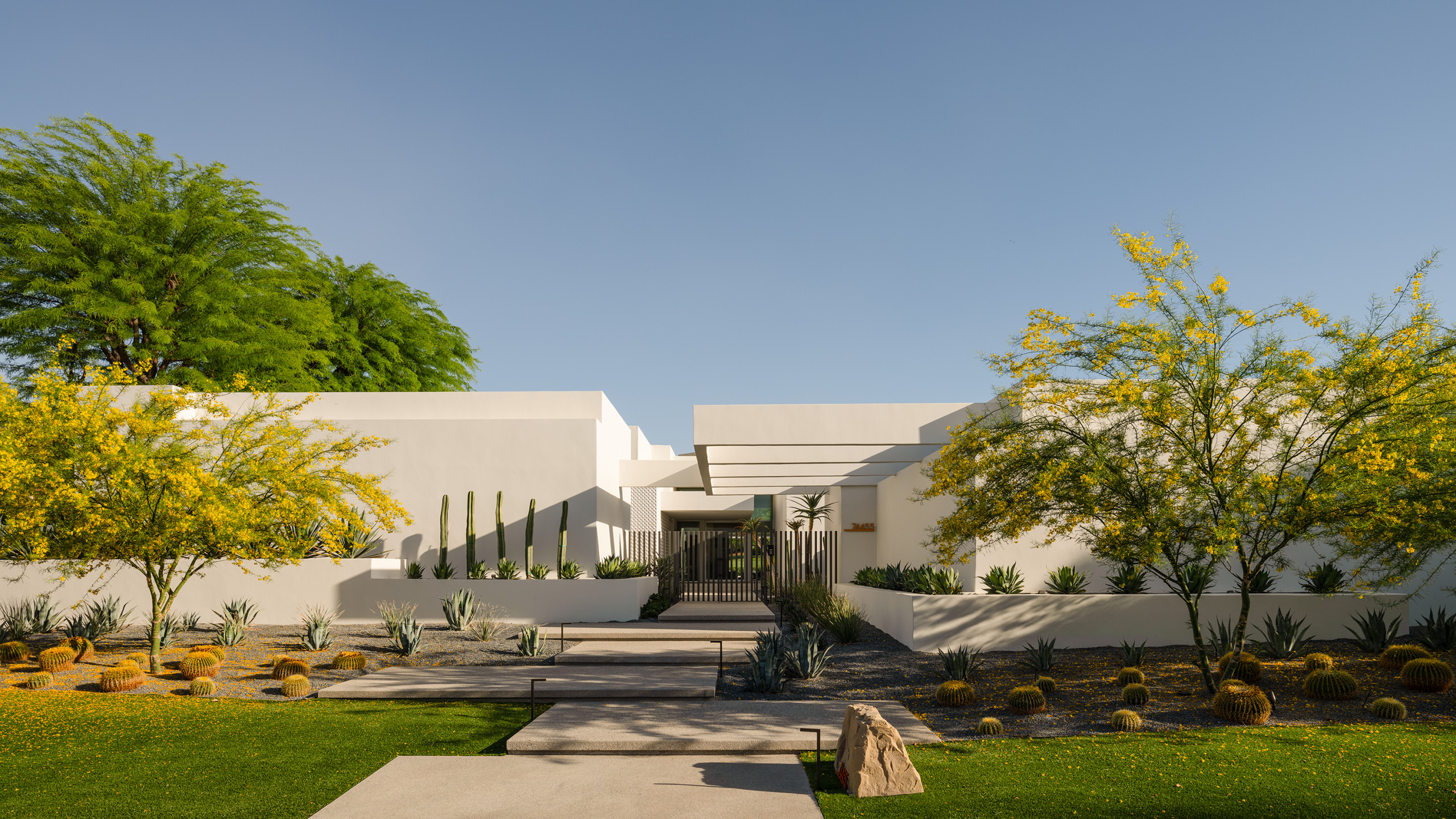 Indian Wells Contemporary