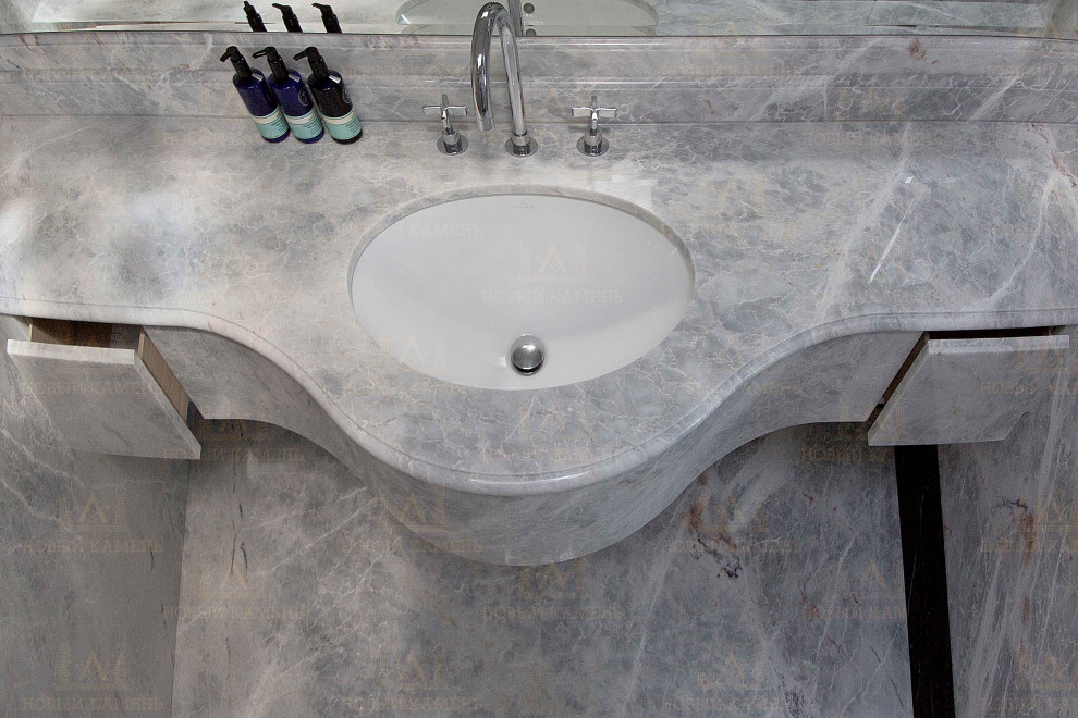 Мрамор в ванной комнате