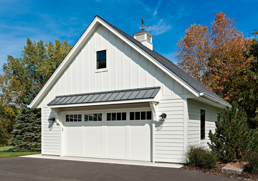This is an example of a medium sized country detached garage in Minneapolis.