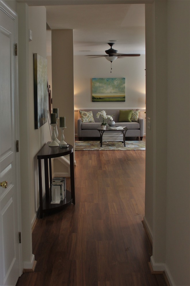 Transitional entryway in Miami with beige walls, a single front door and a white front door.