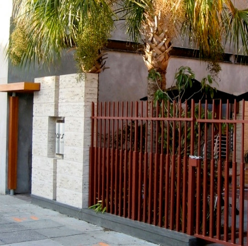 Chai's Courtyard and Lounge