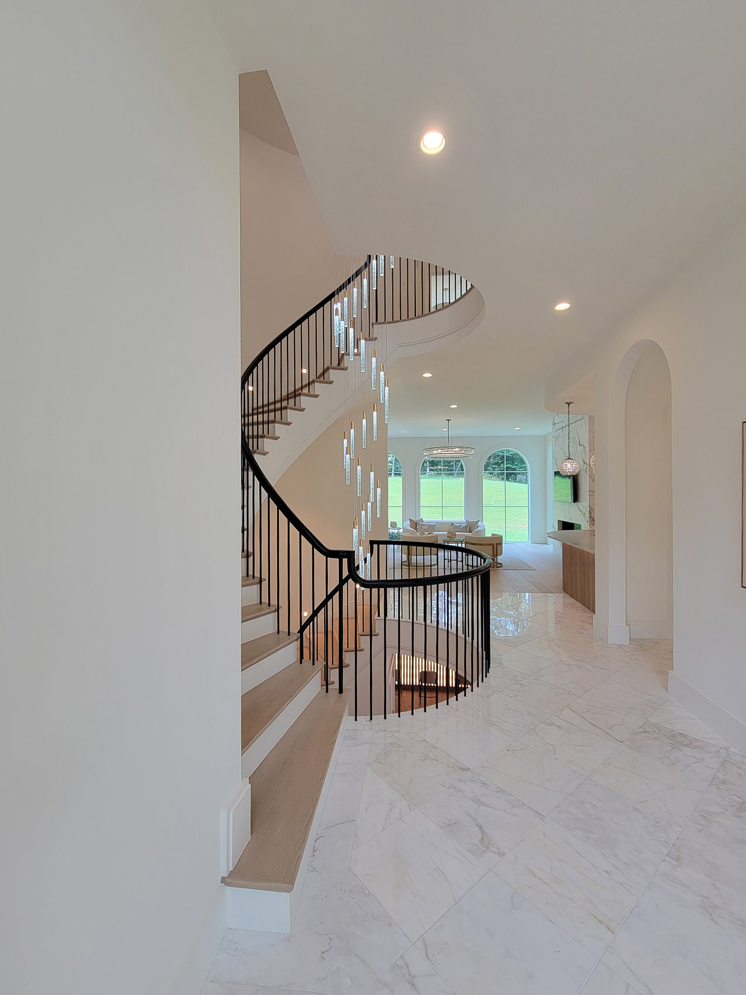 Project #158 | Contemporary Curved Staircase