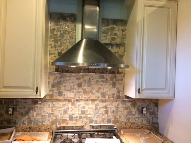 Kitchen - transitional kitchen idea in Atlanta