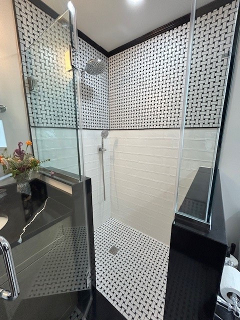 Waterfront Bungalow Bath Laundry Combo