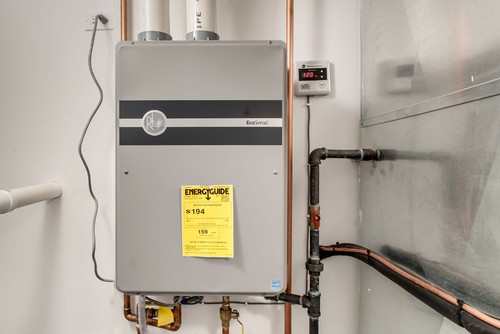 Does A Tankless Water Heater Save On Water Usage Pros And Cons 